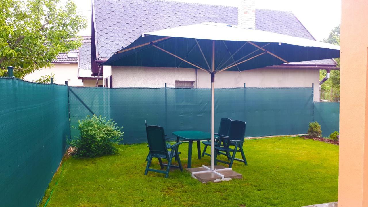 Privat Velvet Guest House Turcianske Teplice Bagian luar foto