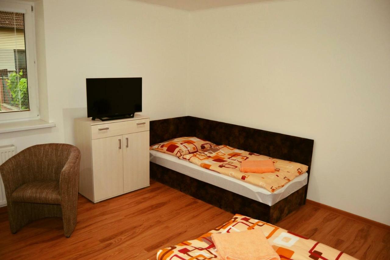 Privat Velvet Guest House Turcianske Teplice Bagian luar foto