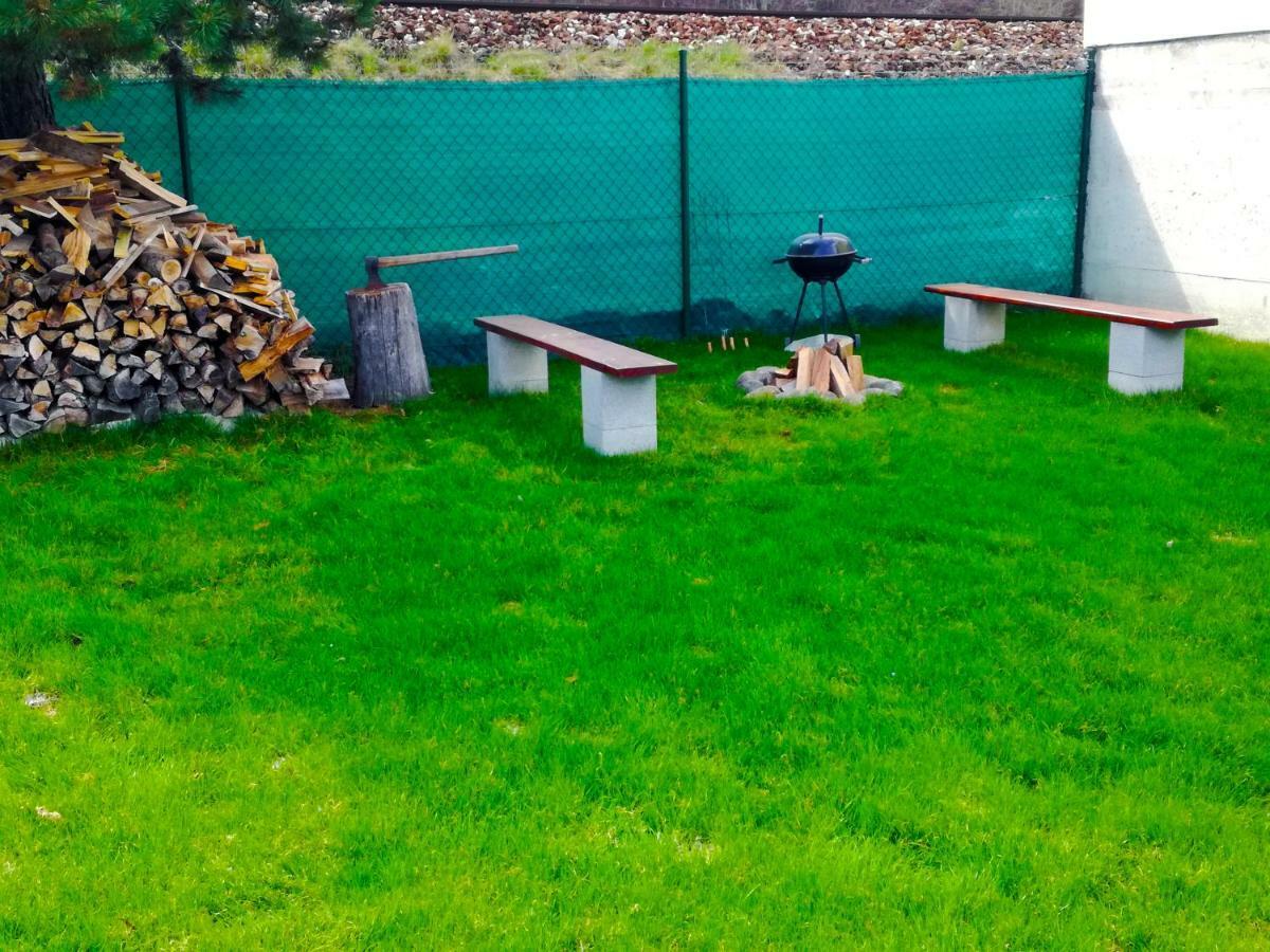 Privat Velvet Guest House Turcianske Teplice Bagian luar foto